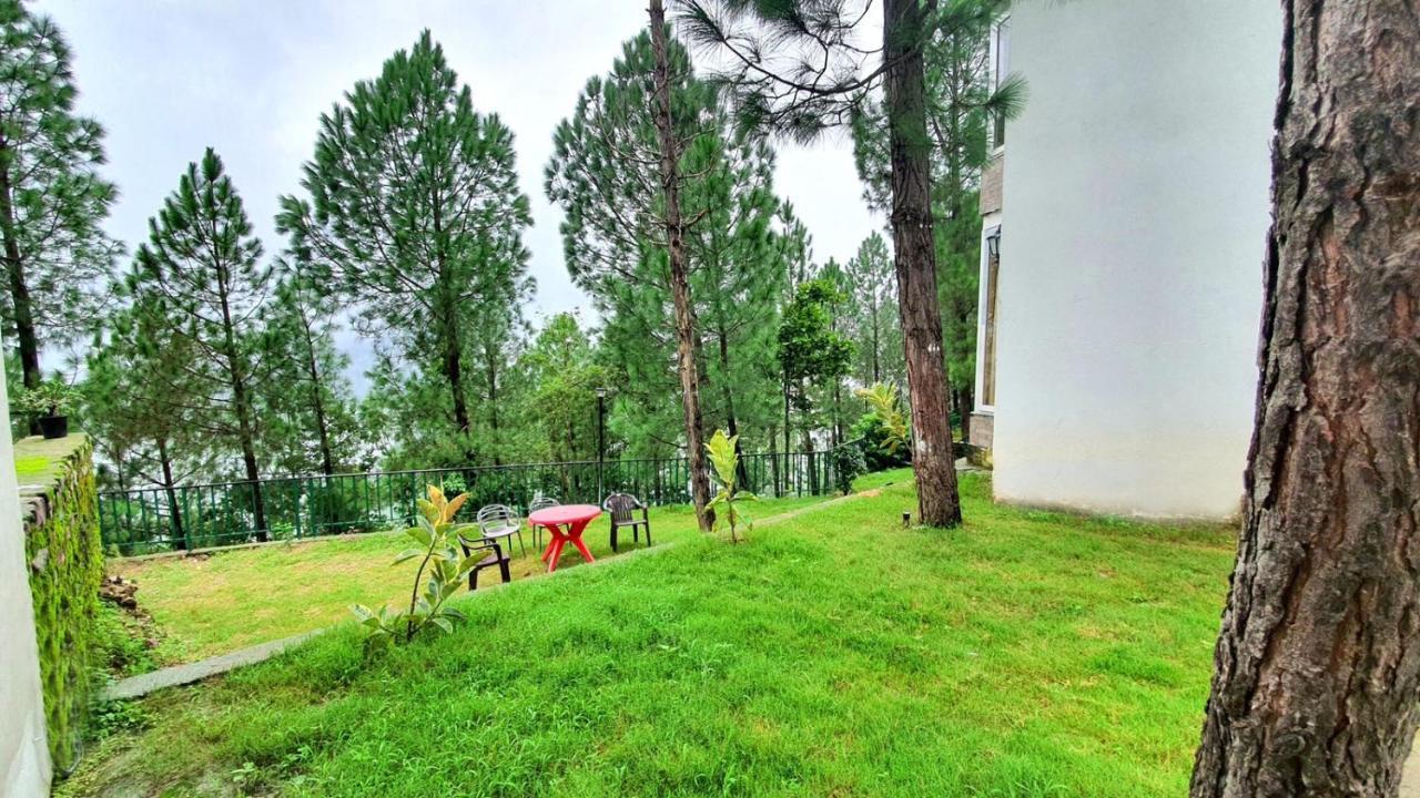 Blue Pine Orchards - Villas ランズドーン エクステリア 写真