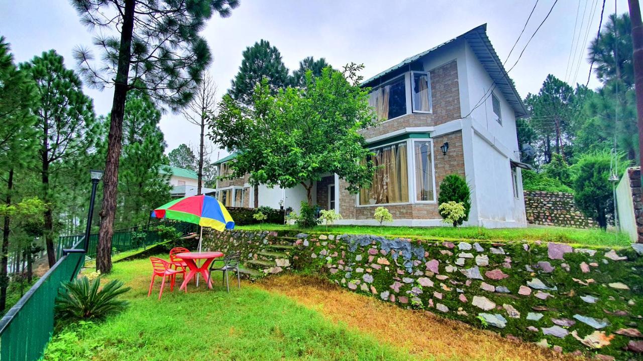 Blue Pine Orchards - Villas ランズドーン エクステリア 写真