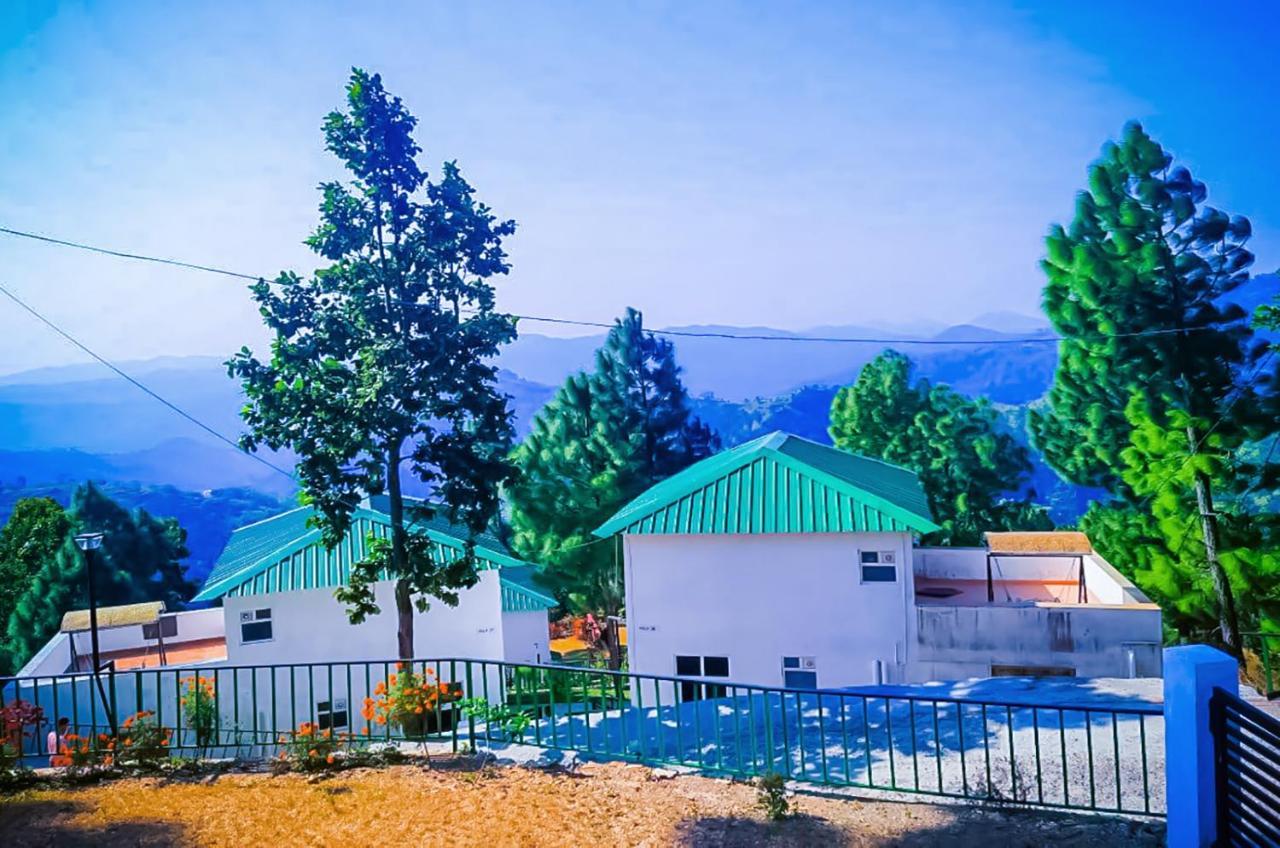 Blue Pine Orchards - Villas ランズドーン エクステリア 写真