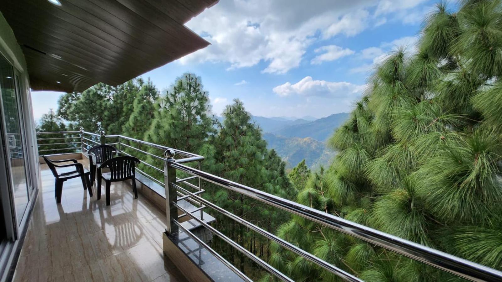 Blue Pine Orchards - Villas ランズドーン エクステリア 写真